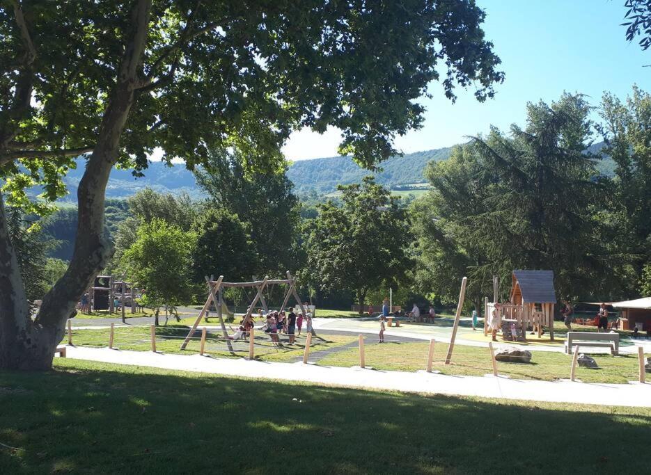 Appartamento Les Bambous - Millau, centre historique - proche rivière Esterno foto